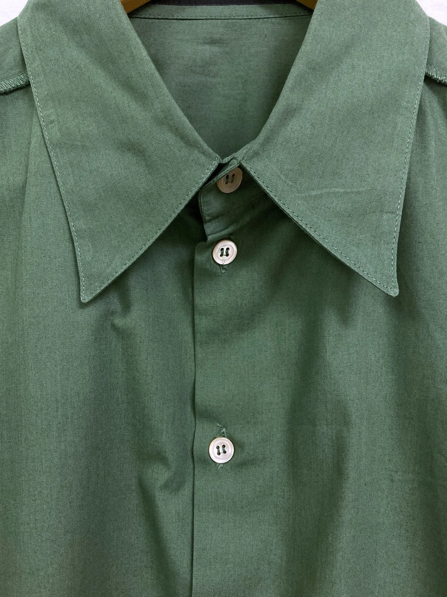 Jean Colonna khaki green cotton darted long sleeve shirt - size 48