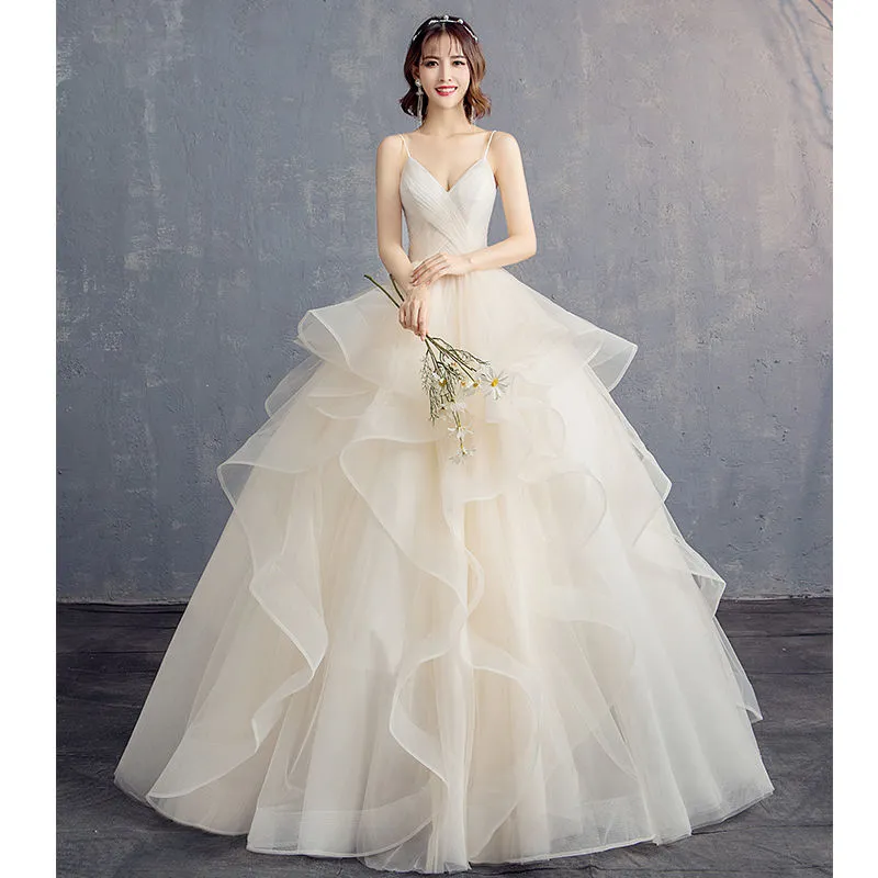 Main wedding dress women's 2023 new bride wedding tube top sling V-neck tutu skirt slim and long trailing